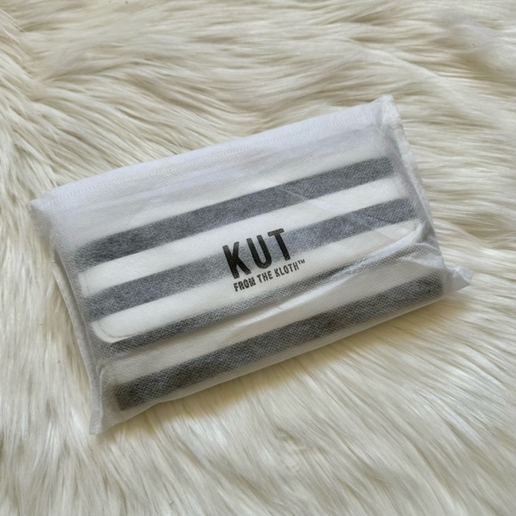 NWT black and white stripe wallet - Picture 5 of 5
